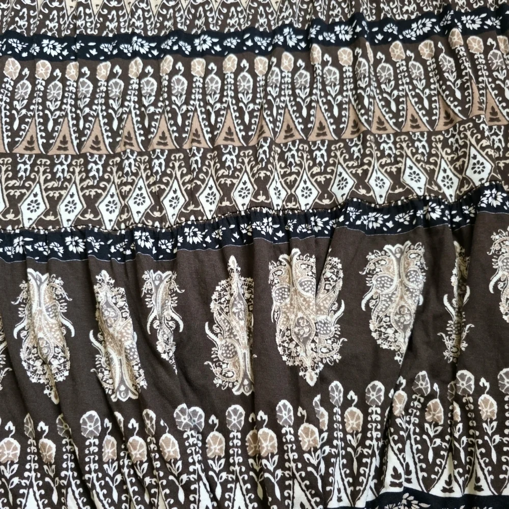 NWT St. Johns Bay Choco Chip Medallion Maxi Skirt, Size Small - Picture 2 of 5